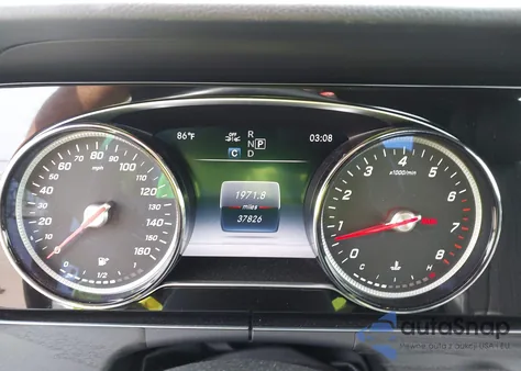 2018 Mercedes-Benz E 300 z USA, uszkodzony, nr VIN WDDZF4JB9JA476018